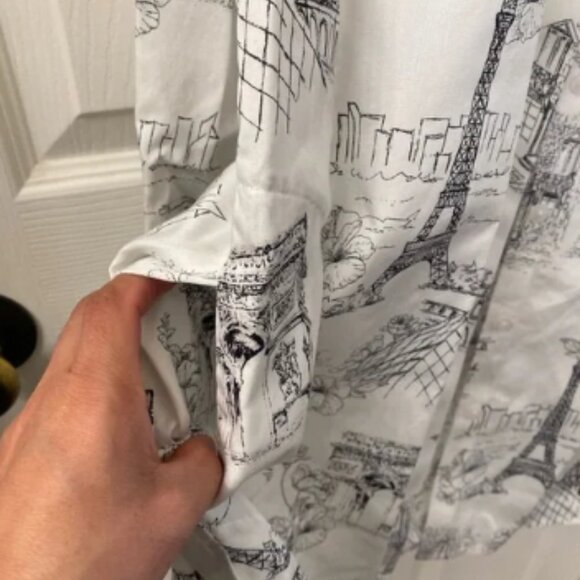 Chicos women’s White Paris Graphic Design Shirt size 0 - Picture 3 of 5